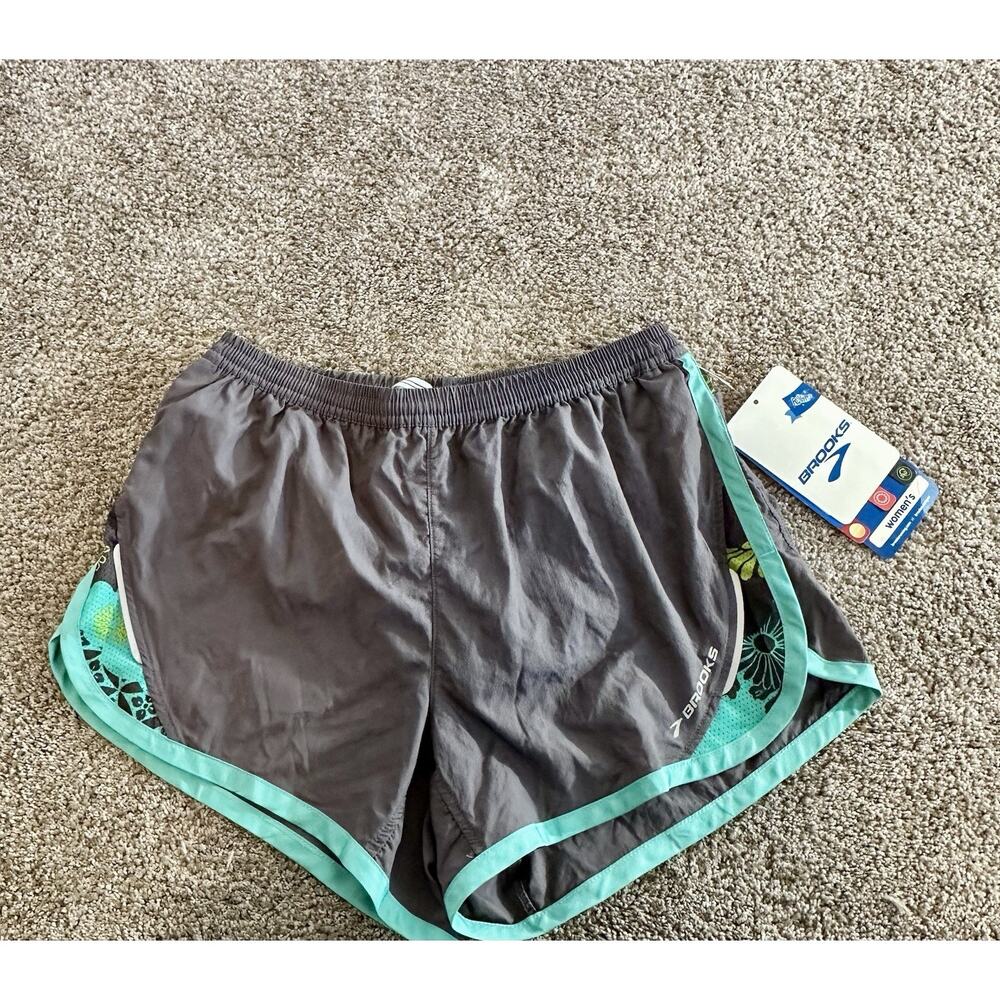 brooks hvac synergy shorts womens Size Xs Gray Blue Cool Gym Workout Running